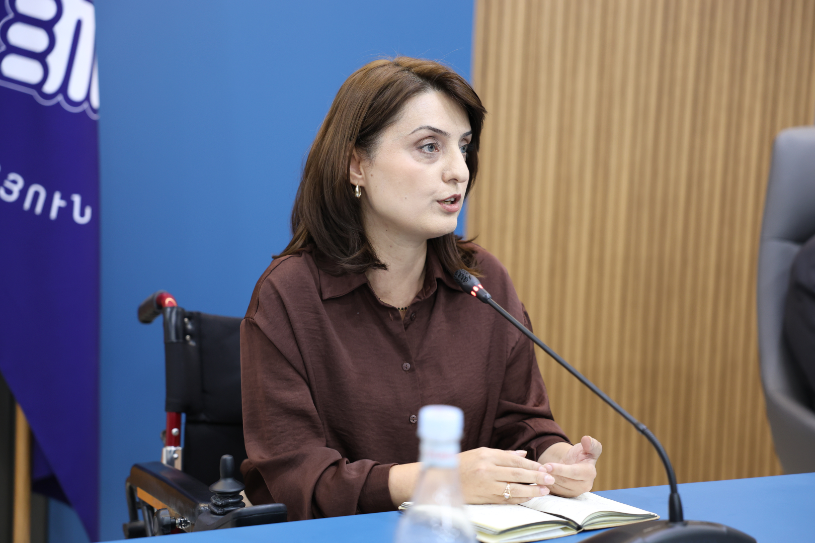 image-slide