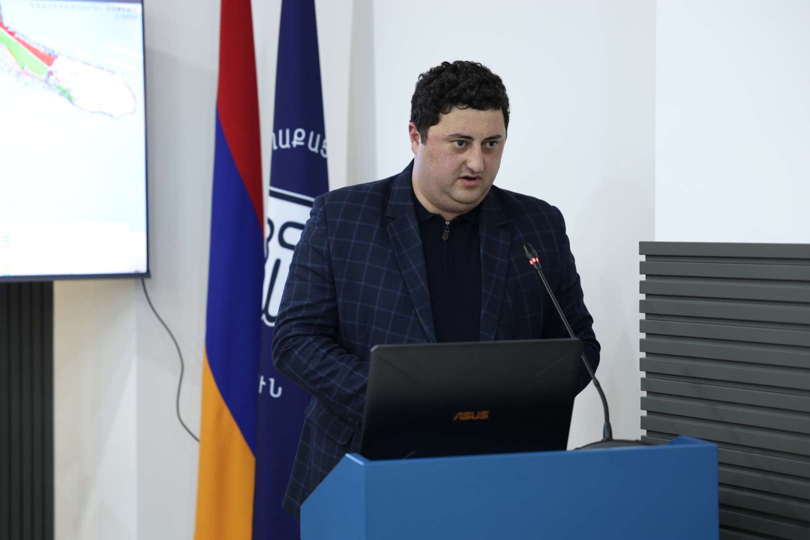 image-slide