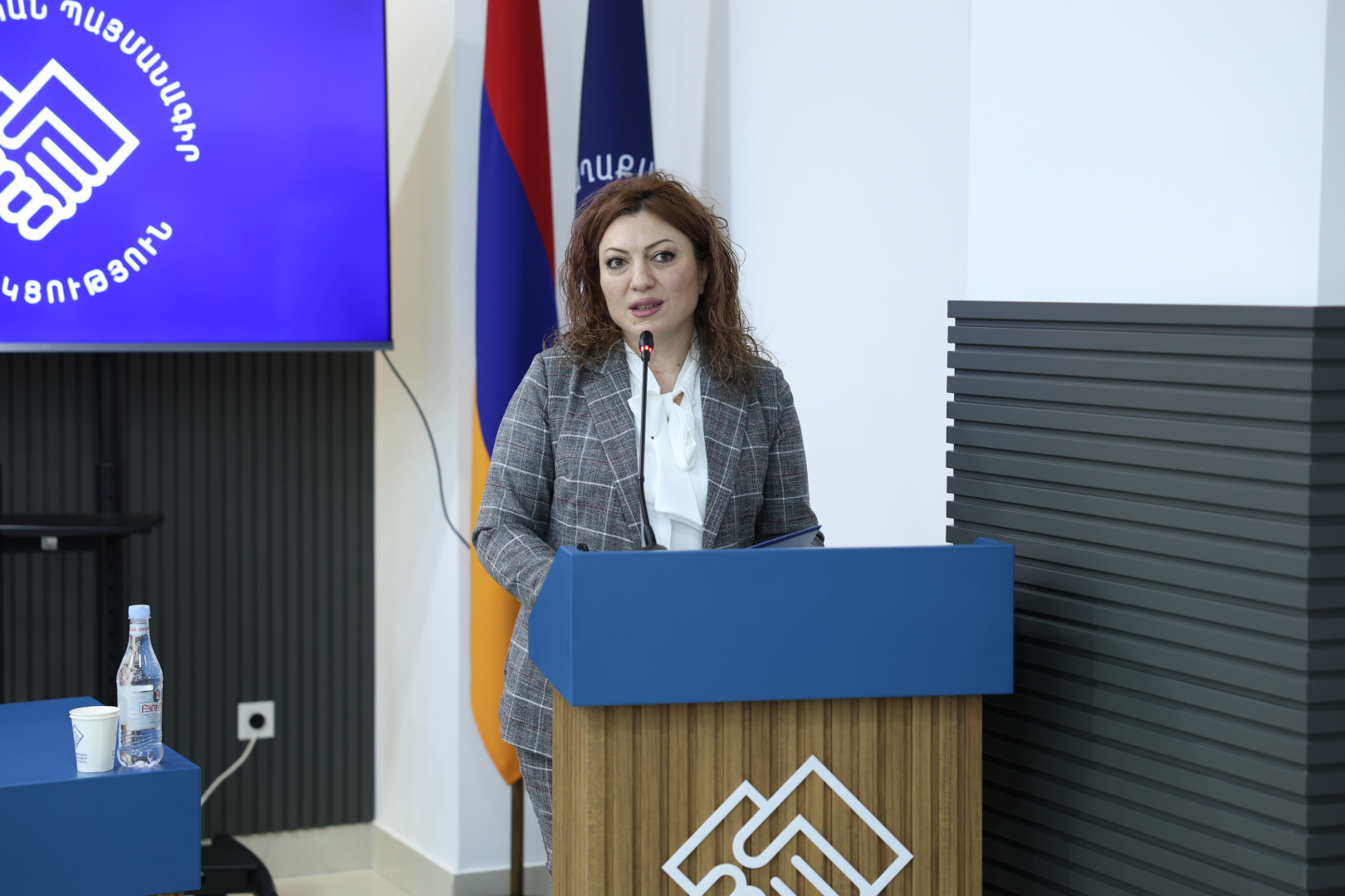 image-slide