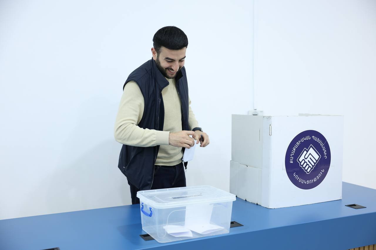 image-slide