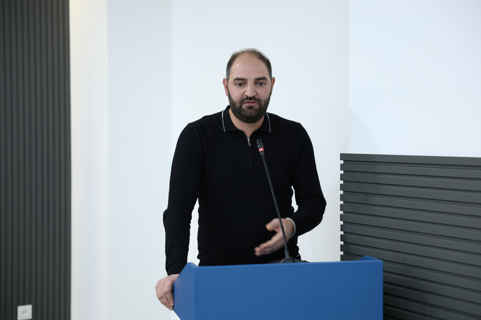 image-slide